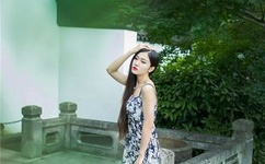 体育老师拉着我做了一节课作文